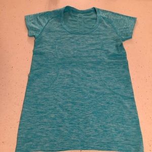 Lululemon swiftly tech short sleeve